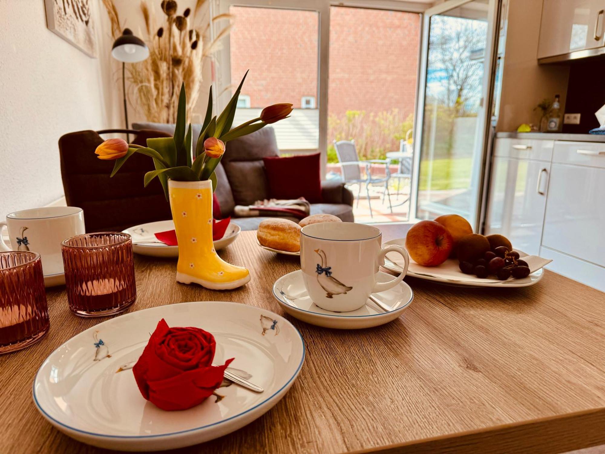 Segelund - Zeit Fuer Uns- Ruhige Und Sonnige Ferienwohnung Mit Terrasse Und Garten Nahe Strand Und Ostsee Schönhagen Exterior foto