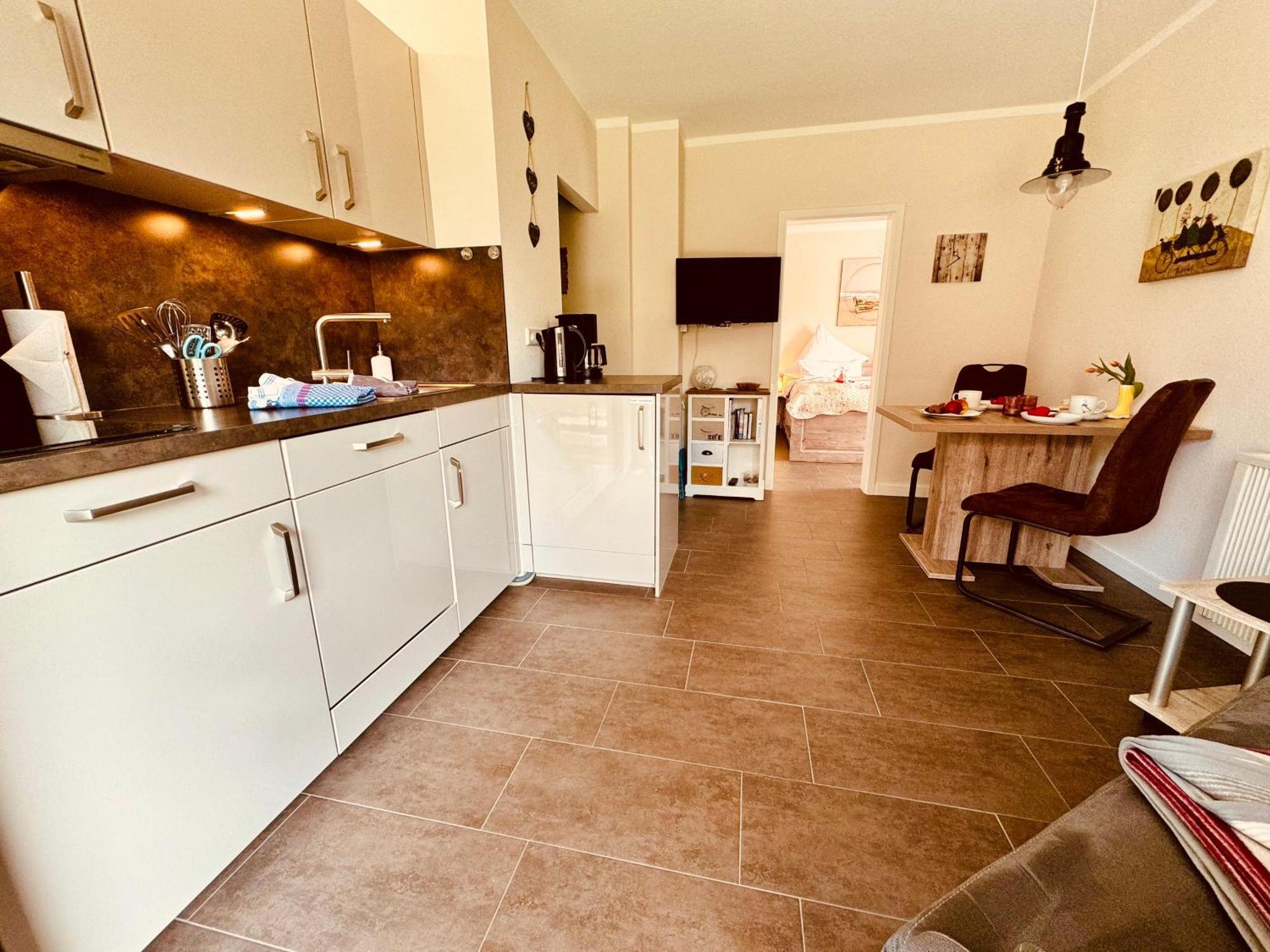 Segelund - Zeit Fuer Uns- Ruhige Und Sonnige Ferienwohnung Mit Terrasse Und Garten Nahe Strand Und Ostsee Schönhagen Exterior foto