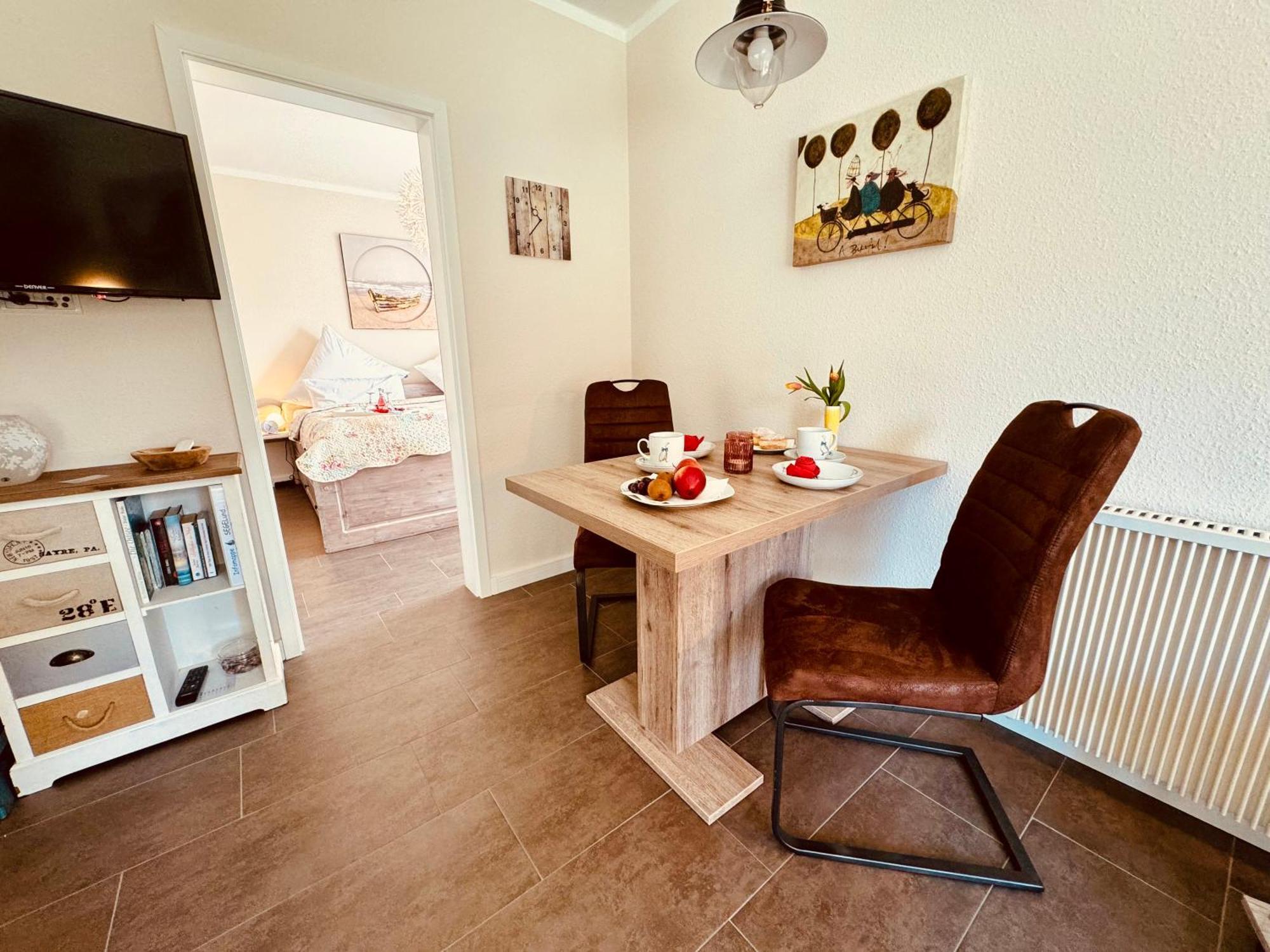 Segelund - Zeit Fuer Uns- Ruhige Und Sonnige Ferienwohnung Mit Terrasse Und Garten Nahe Strand Und Ostsee Schönhagen Exterior foto