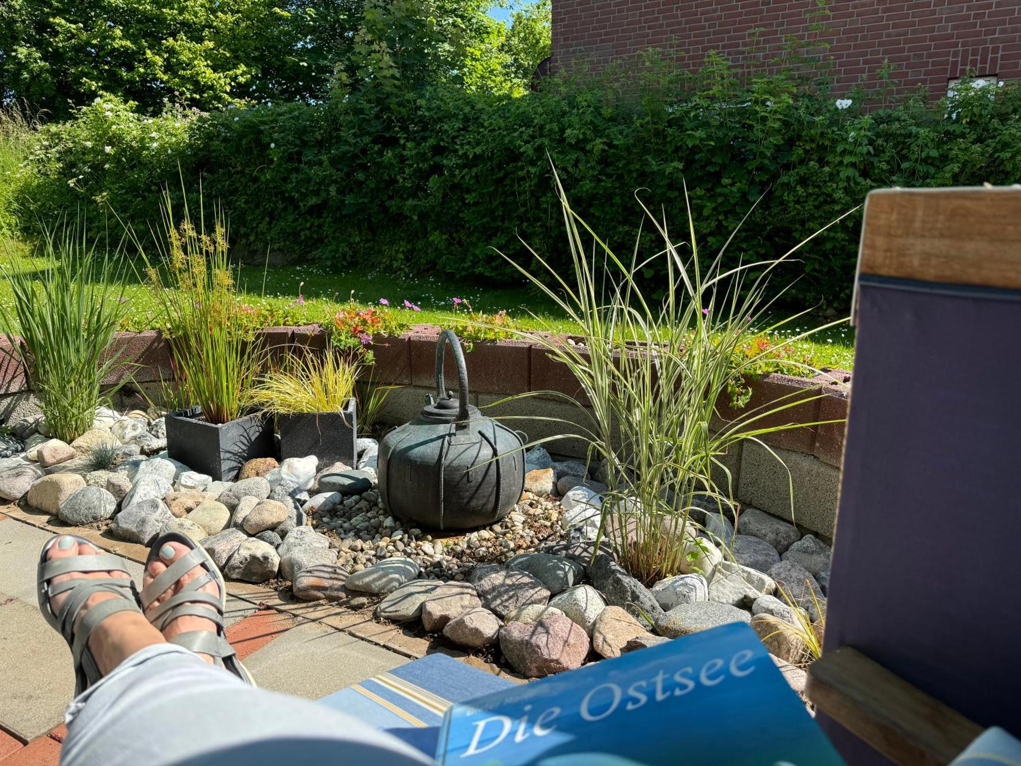 Segelund - Zeit Fuer Uns- Ruhige Und Sonnige Ferienwohnung Mit Terrasse Und Garten Nahe Strand Und Ostsee Schönhagen Exterior foto